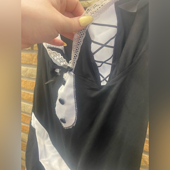 Medium Halloween maid costume - Picture 2 of 16